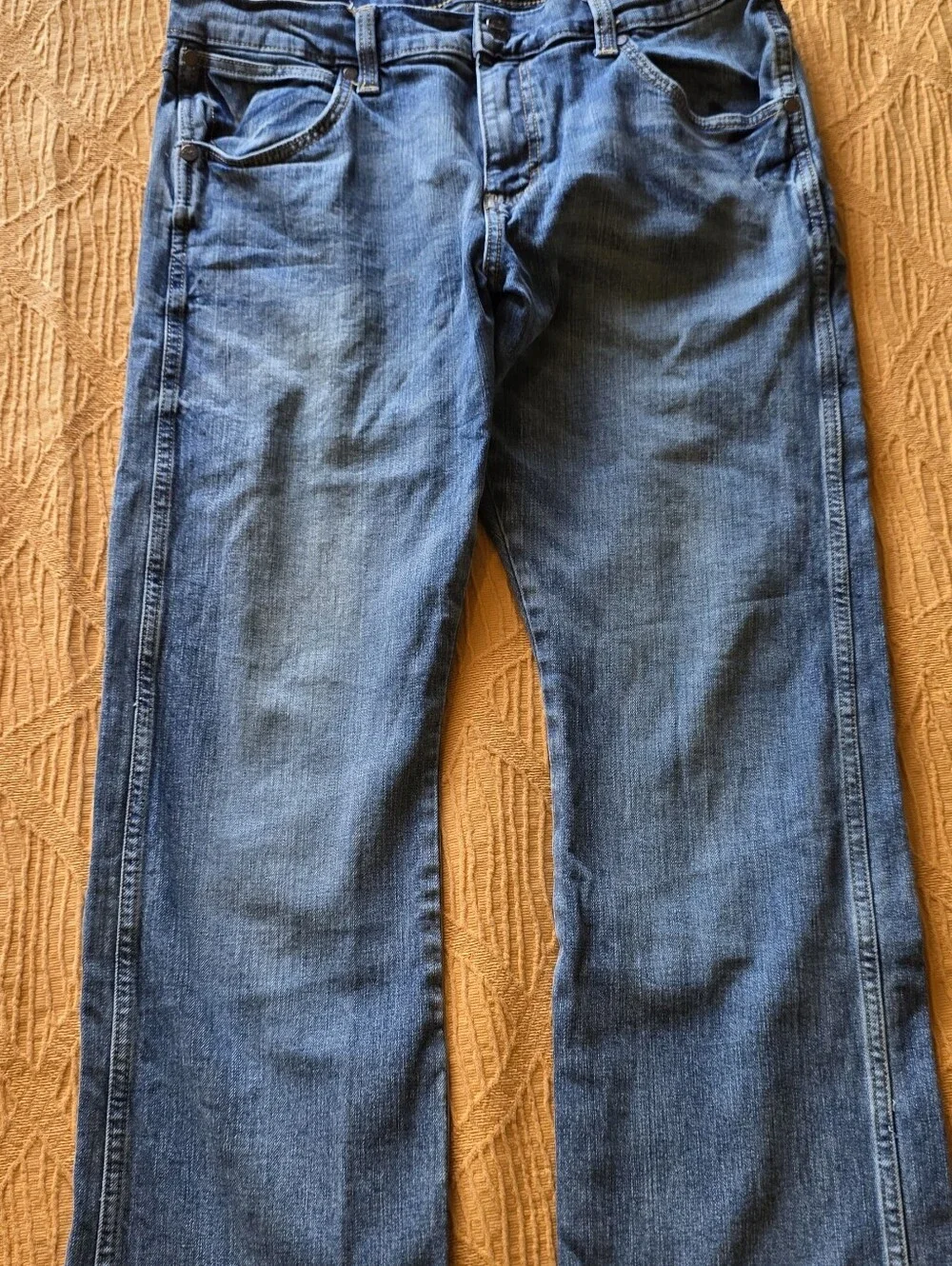 Slim Fit Men's Wrangler Blue Jeans